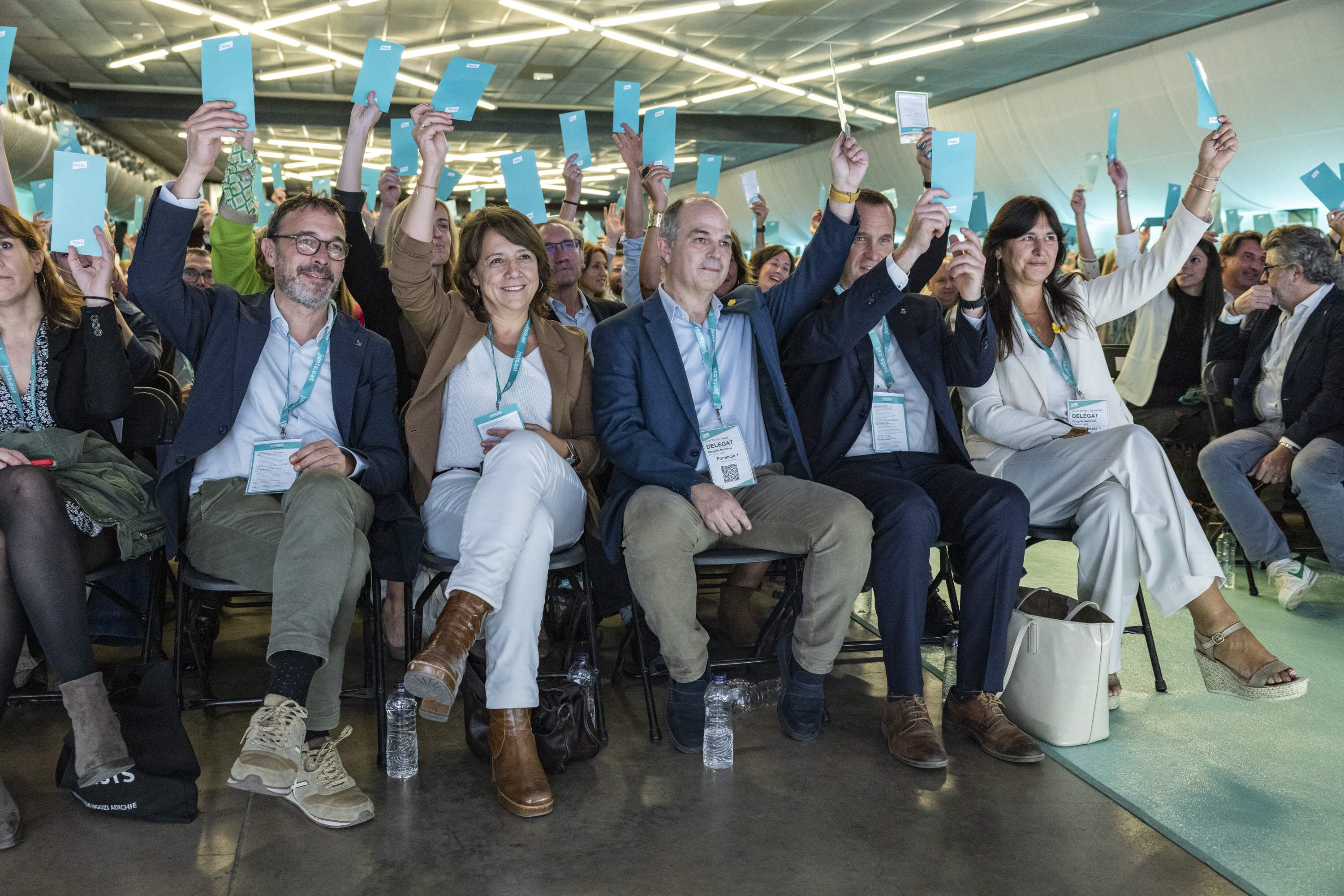 El full de ruta de Junts incorpora la unilateralitat i defensa una "reducció justa" de successions