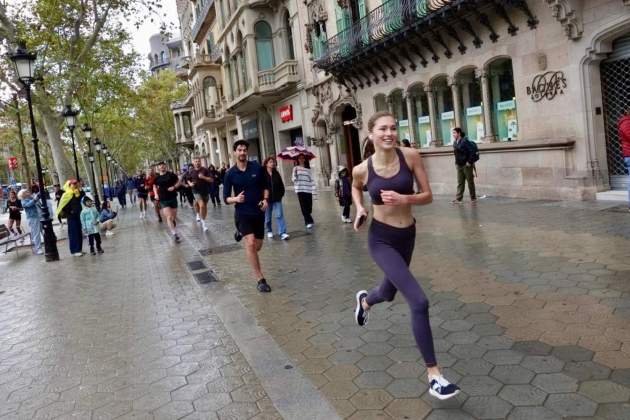 Participantes de la carrera de la colaboración entre el museo y el centro de running / fOTO: Ana Puit