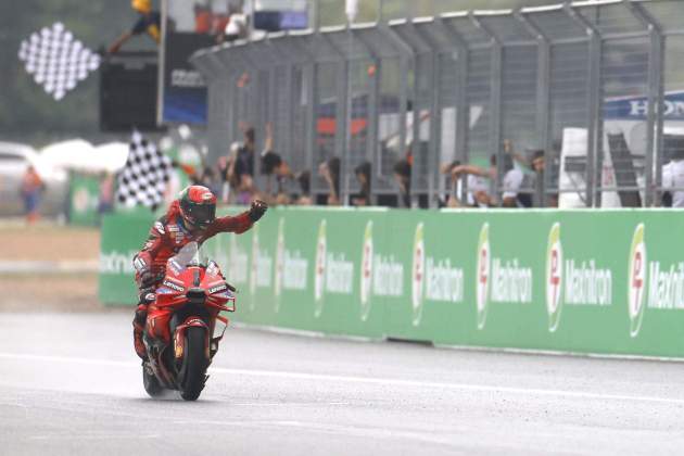 Pecco Bagnaia celebració GP Tailàndia EFE