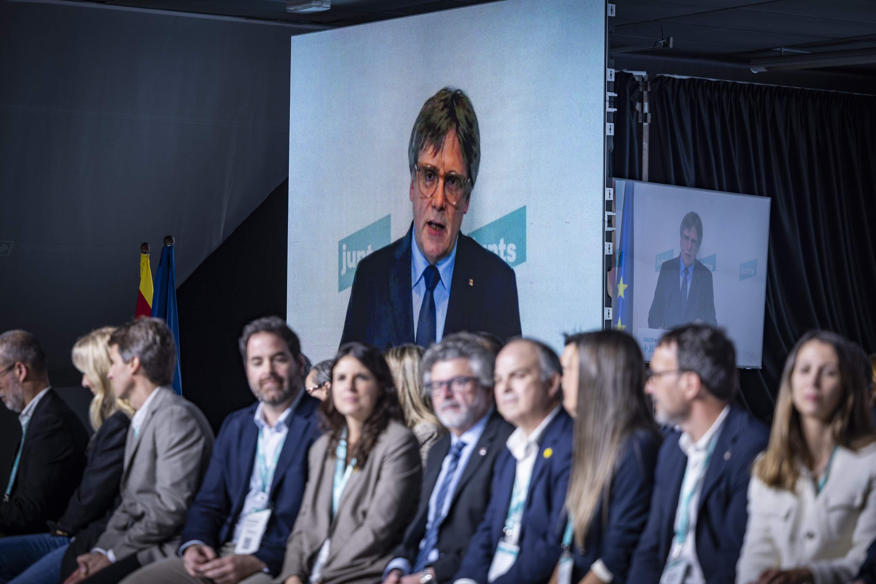 Puigdemont torna a la presidència de Junts cridant a passar a l'ofensiva i a "jugar el partit"