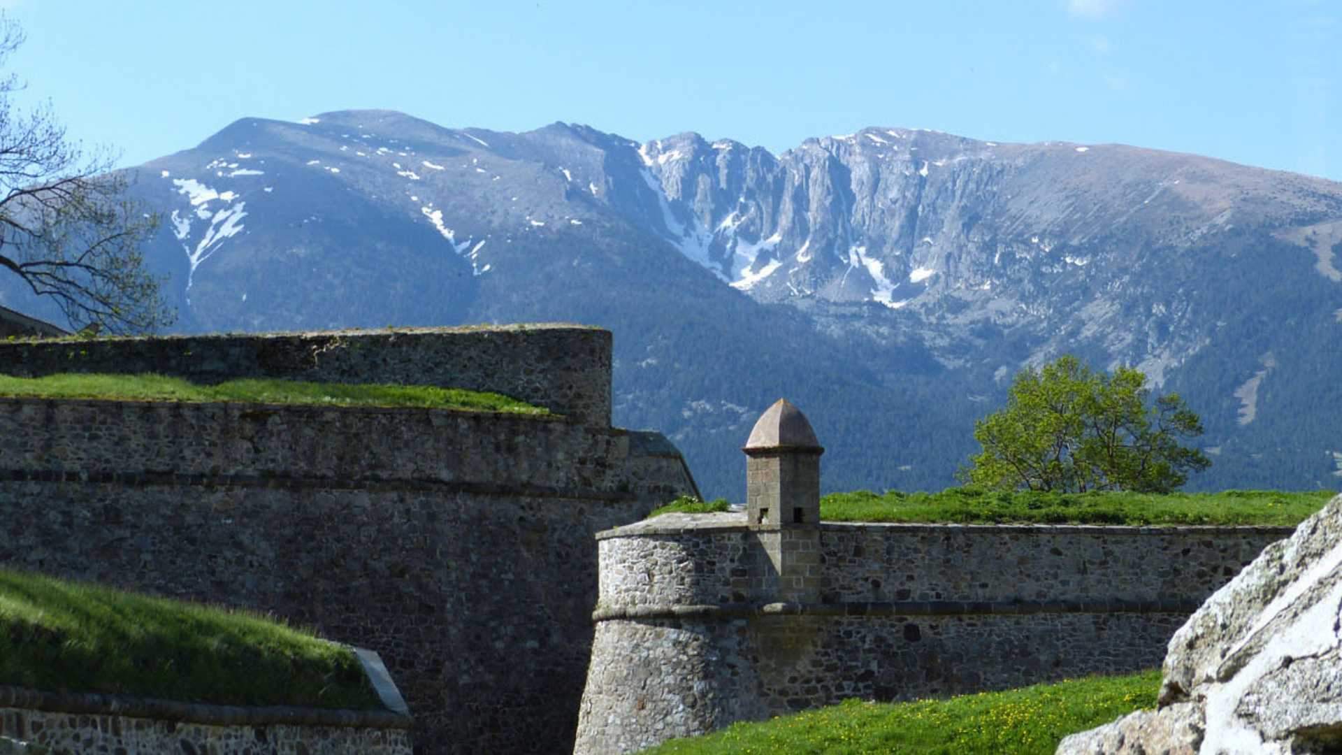 Aquesta fortalesa de la Catalunya Nord és impressionant i s'ha conservat amb el pas dels anys