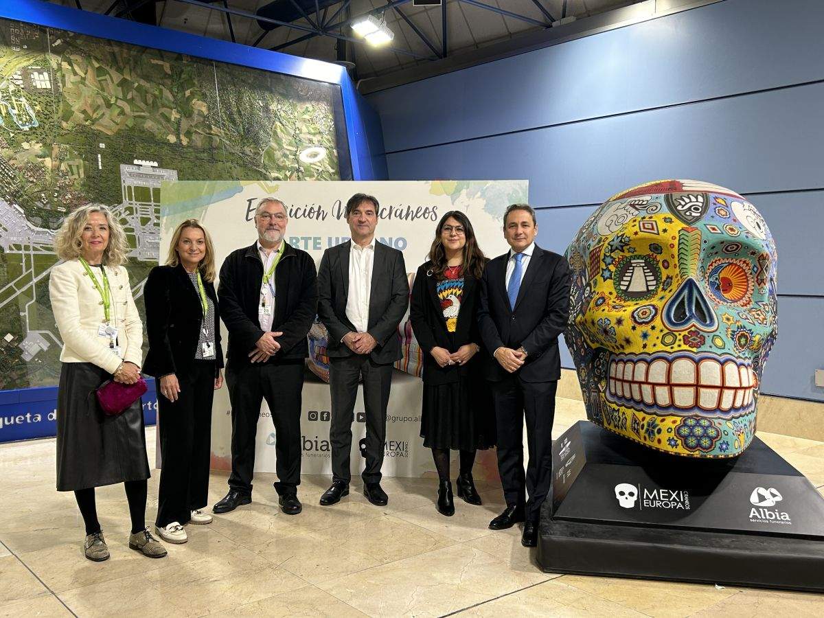 El arte urbano de 'Mexicráneos Europa' llega al Aeropuerto de Madrid