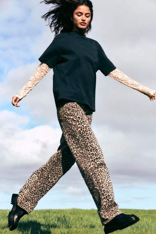 Pantalón leopardo recto1