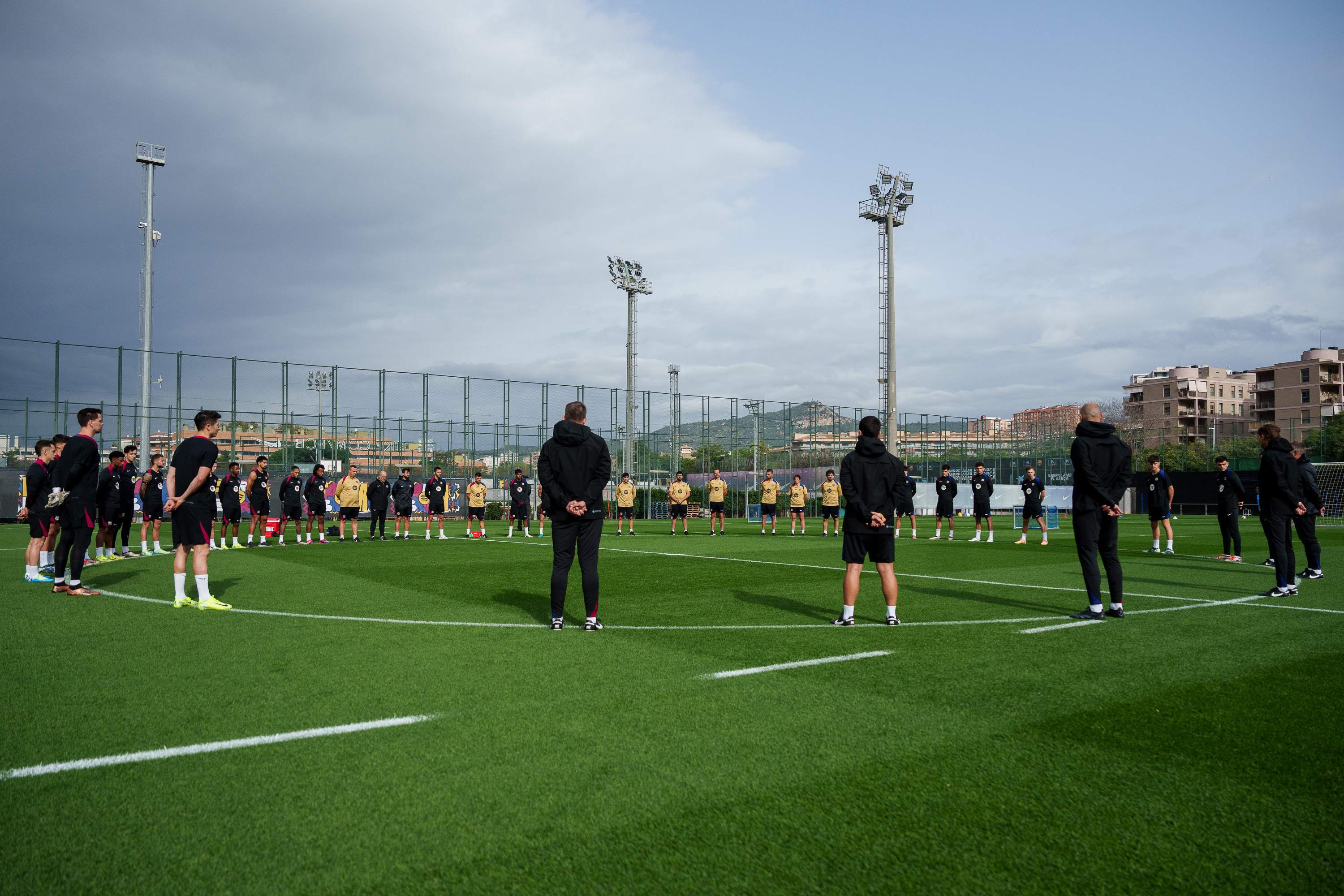 Jugadores y jugadoras del Barça envían un mensaje de apoyo a los afectados de la DANA