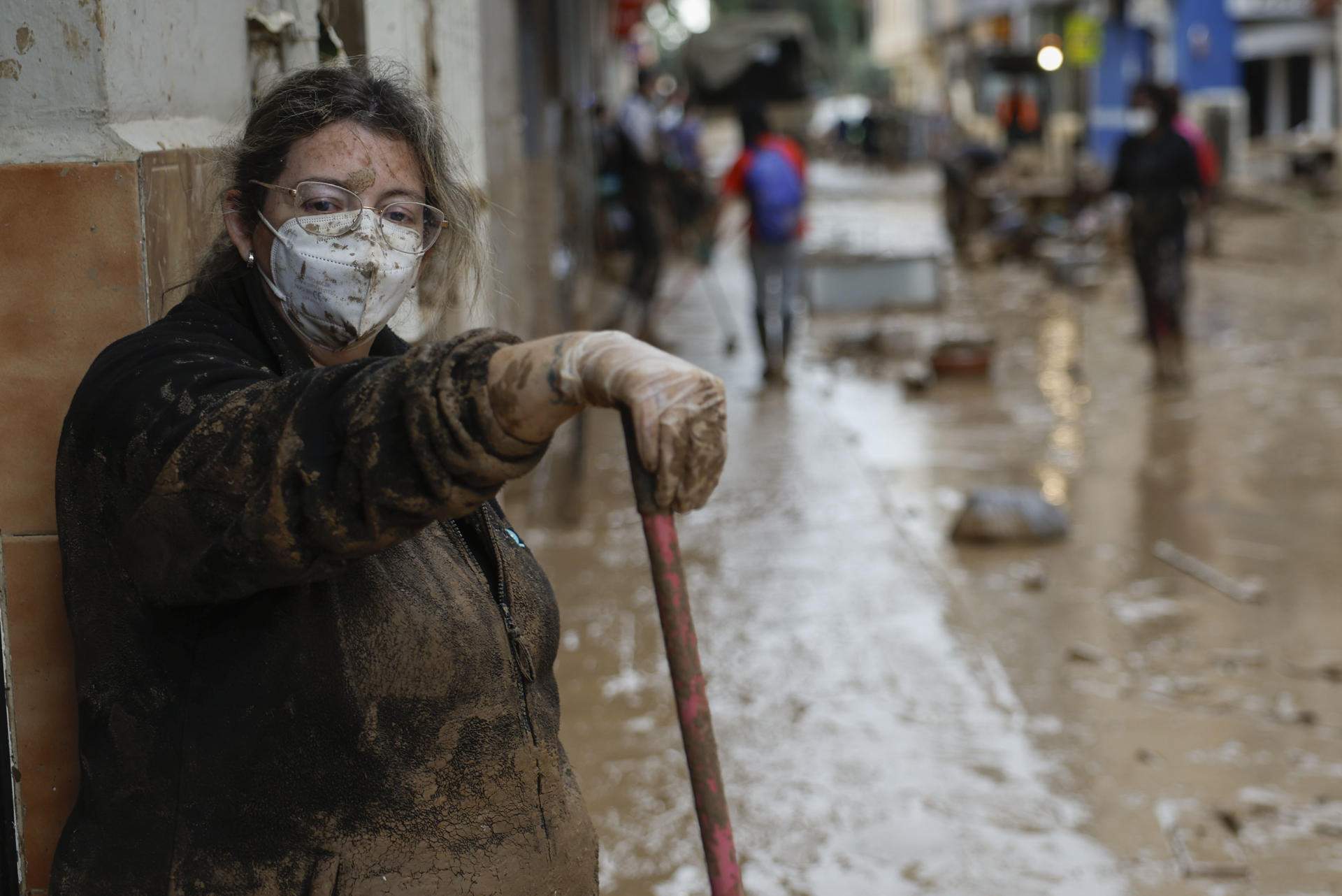 Mazón alerta del riesgo de epidemia entre los voluntarios: "Lo que más preocupa es el tétanos"