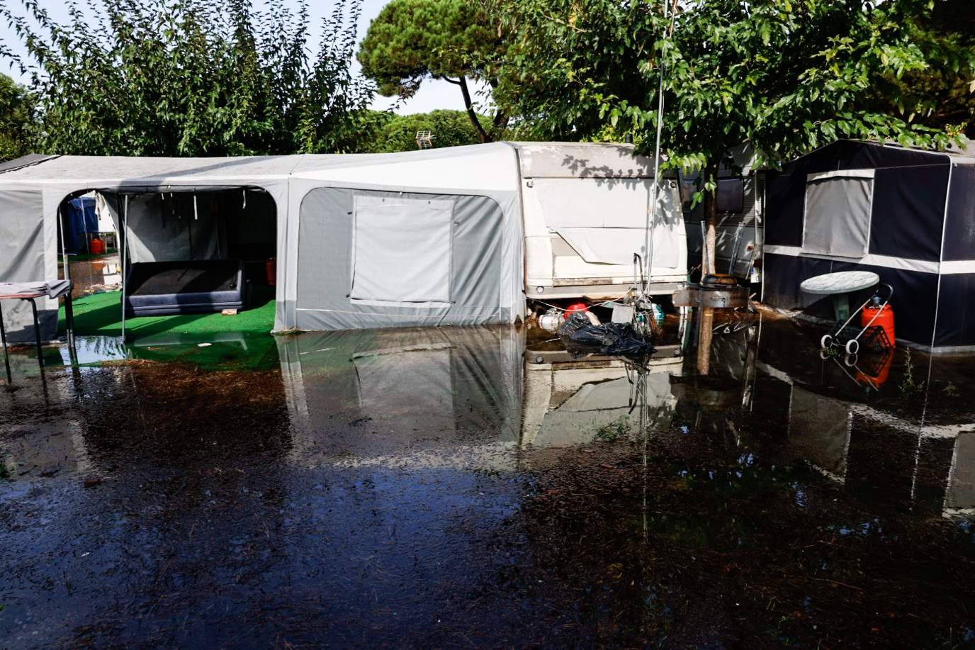 Els càmpings lamenten una "alarma innecessària" per la DANA i el risc d'inundació a Catalunya