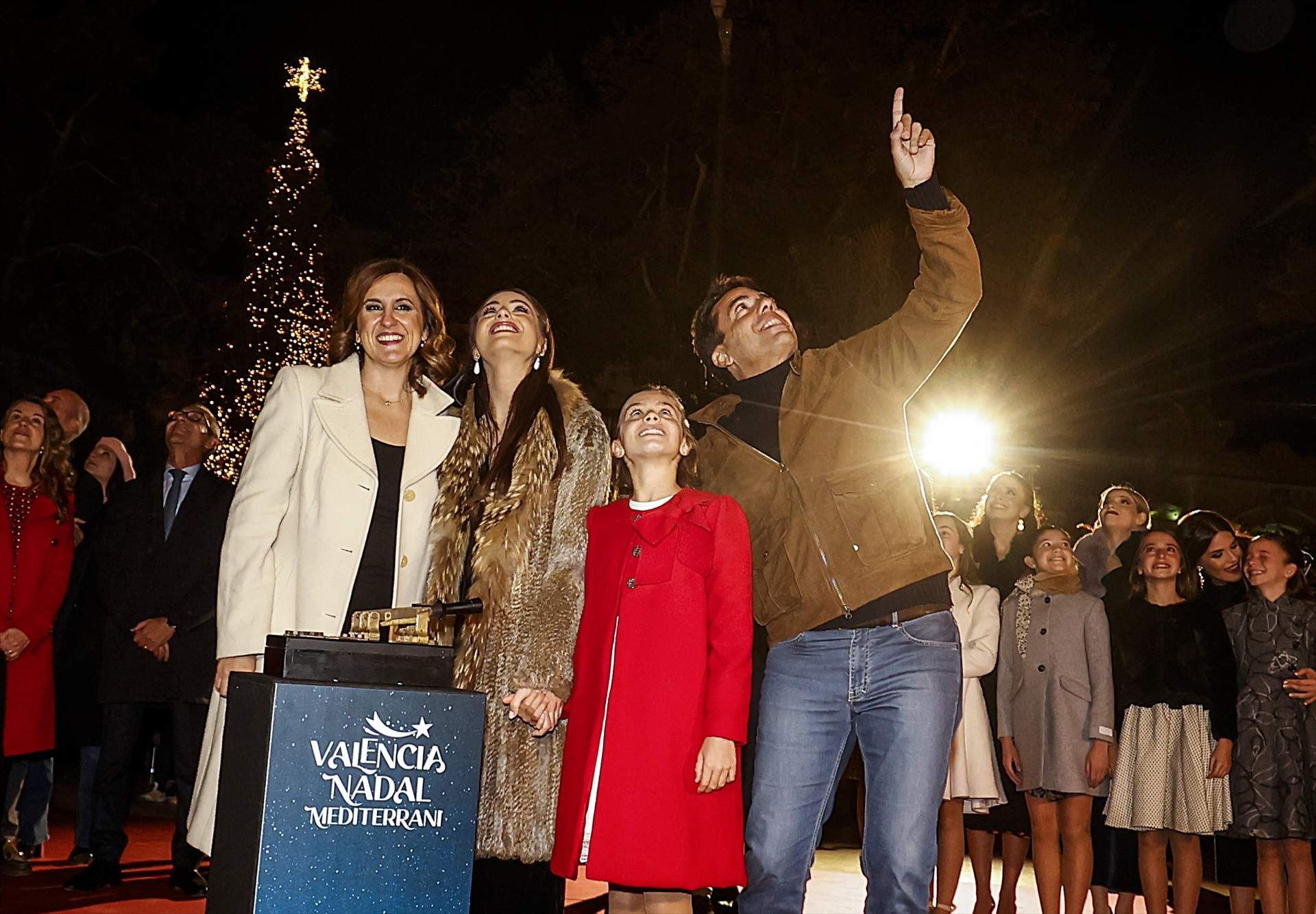 València para el montaje de luces de Navidad en medio de la DANA tras las críticas de los vecinos