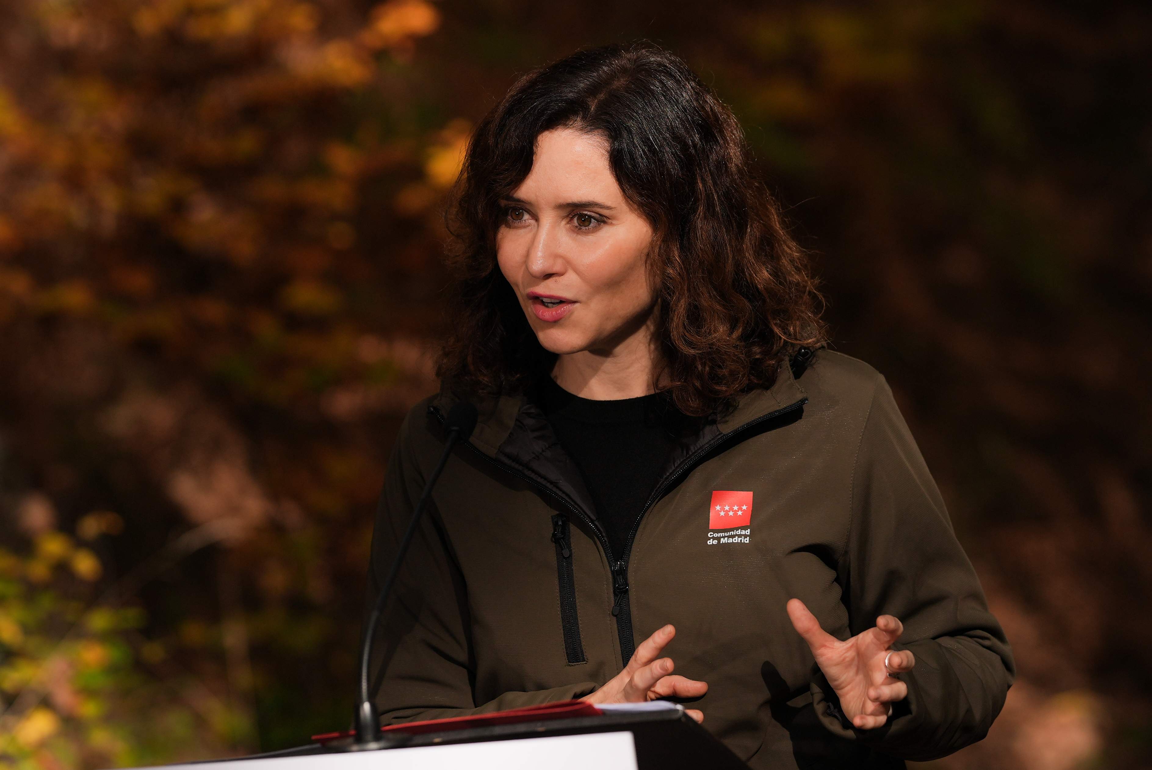 Ayuso abandona la confrontació i evita polemitzar sobre la DANA: “Estem destrossats, no tinc paraules”