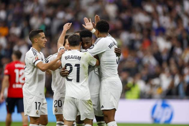 Lucas Vázquez celebrando el gol de Vinicius / Foto: EFE