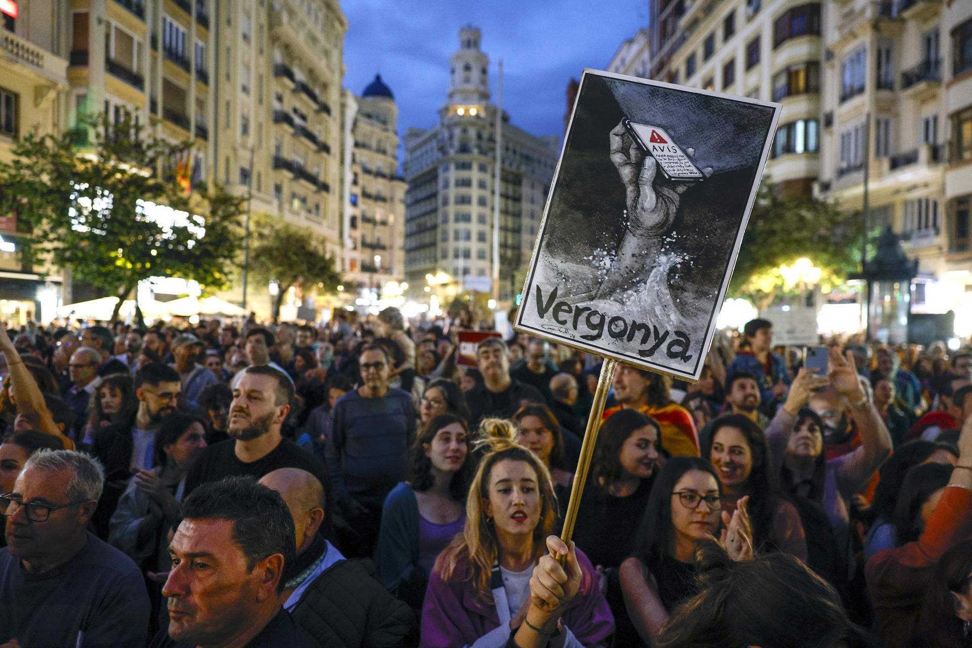 El PP ignora els valencians i culpa l'independentisme d'orquestrar una manifestació en contra seva