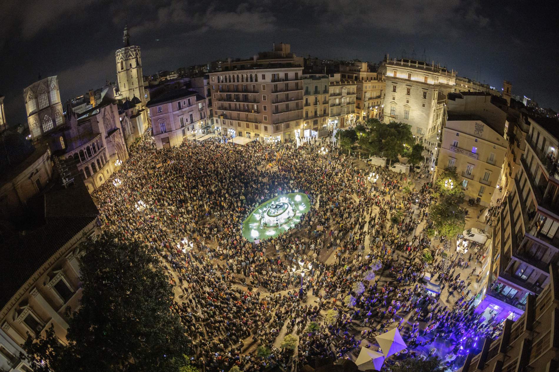 Les portades | Ni oblit ni perdó: València condemna Mazón