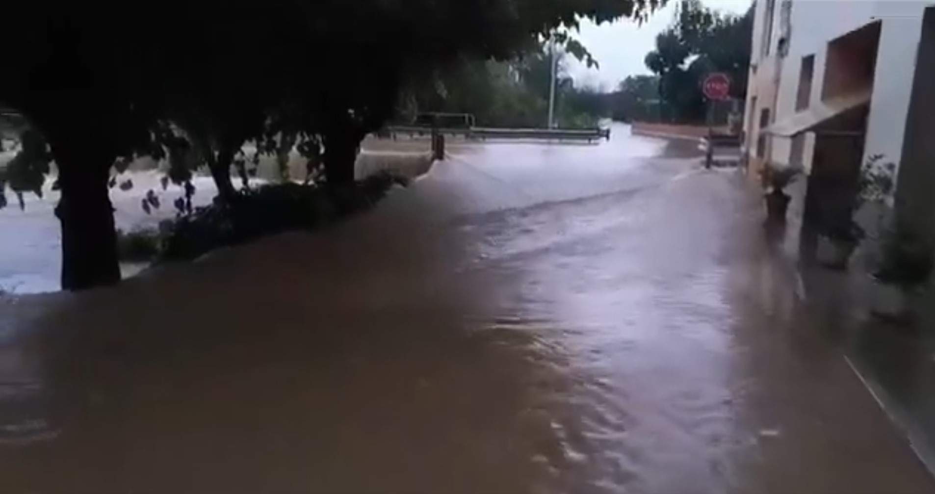 El temporal deixa al Montsià i el Baix Ebre imatges espectaculars del pas de la DANA per Catalunya