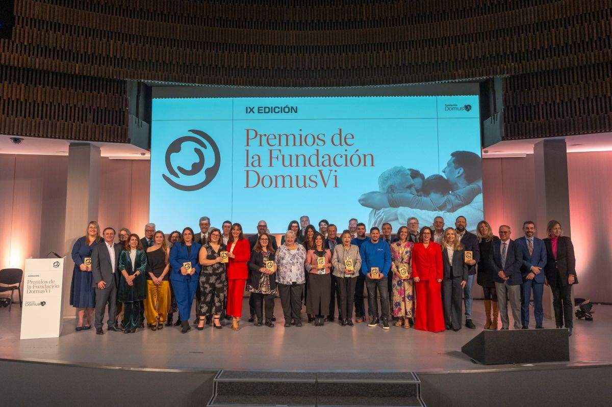 La Fundación DomusVi galardona a entidades sociales y a Gemma Cuervo por su trayectoria