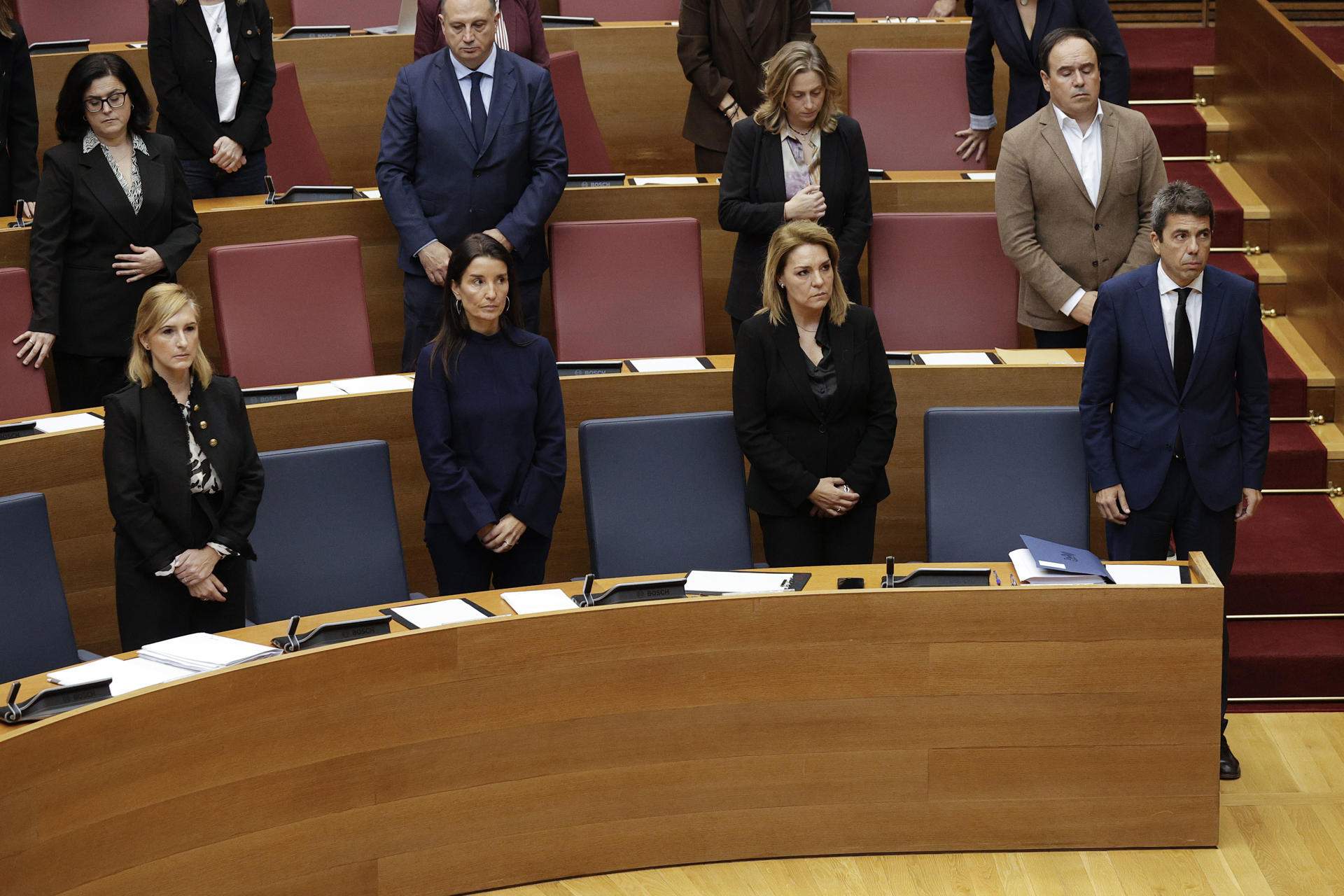 el president Carlos Mazón,  a les Corts VAlencianes(3)