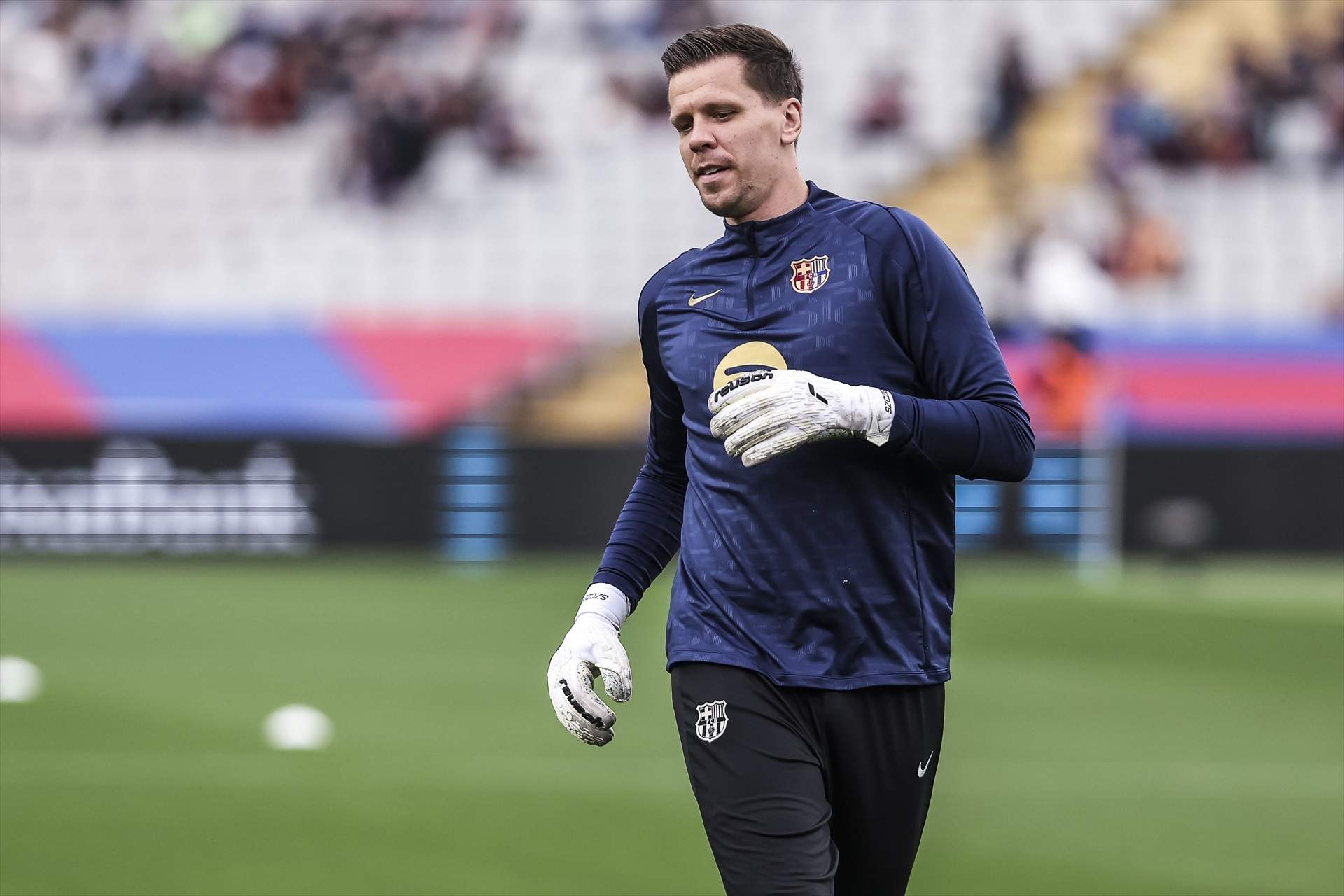 El Barça cambia de planes y ya no descarta la renovación de Wojciech Szczesny