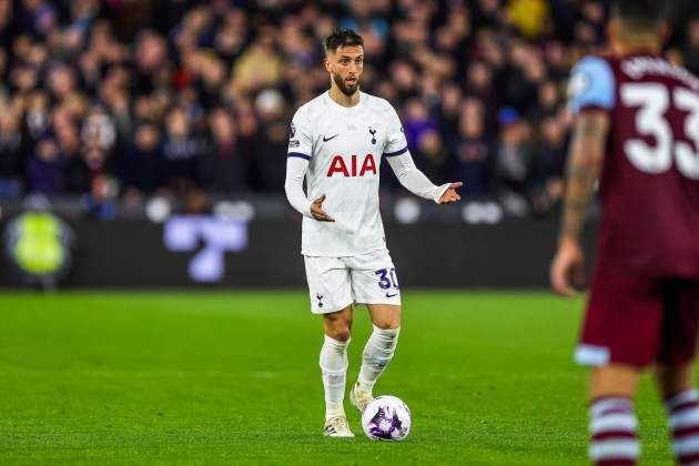 EuropaPress 5863765 rodrigo bentancur 30 of tottenham hotspur during the english championship