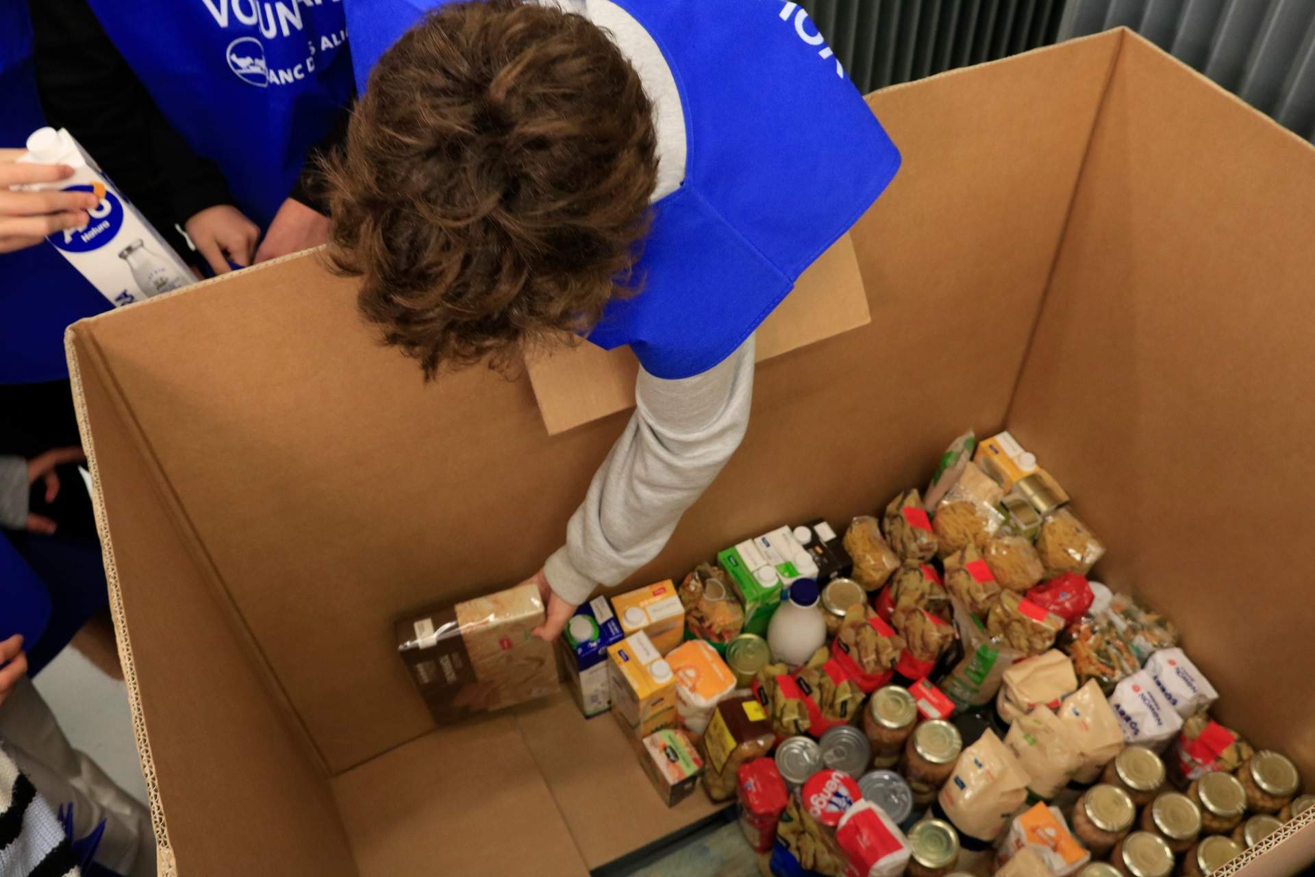 El Gran Recapte 2024 del Banc dels Aliments recoge donaciones similares a la edición anterior