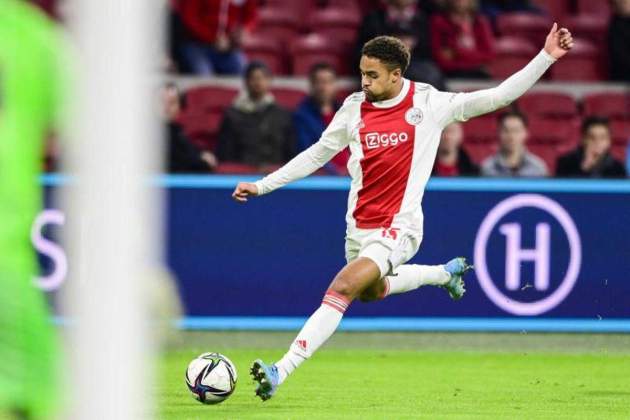 Devyne Rensch, lateral dret de l'Ajax