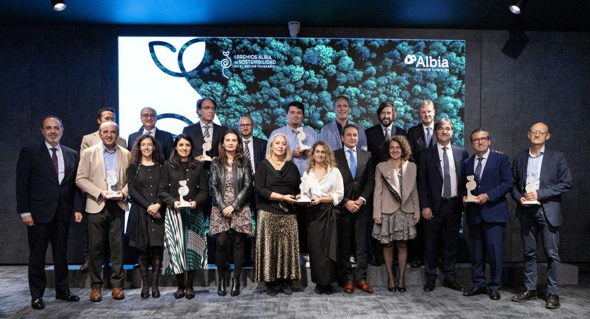 Grup Albia lliura els I Premis Albia de Sostenibilidad al Sector Funerari