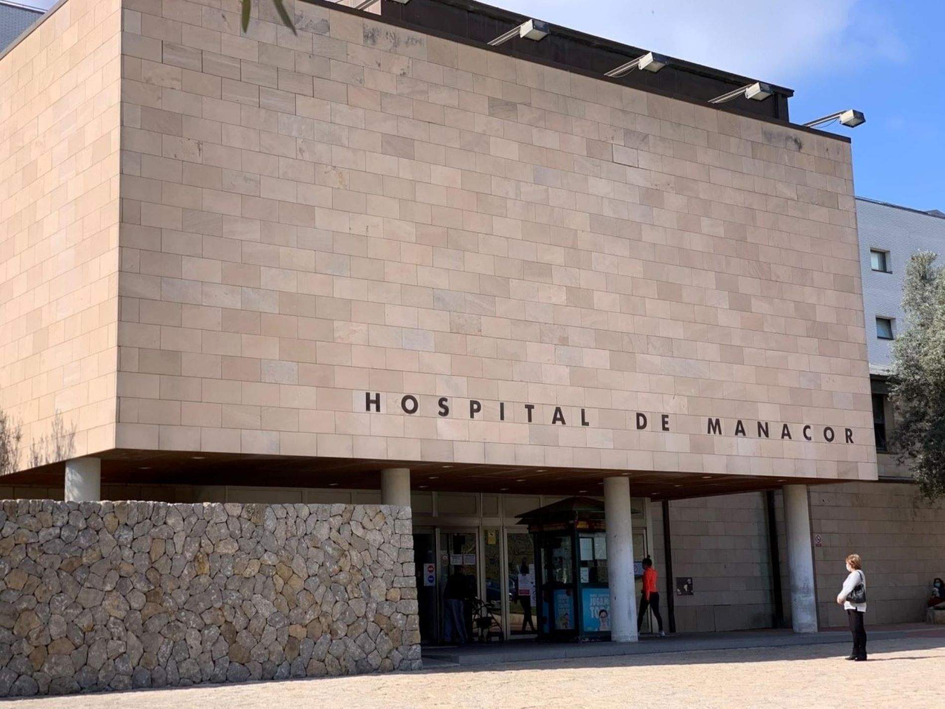 El Govern Balear elimina el català dels documents de consentiment als hospitals