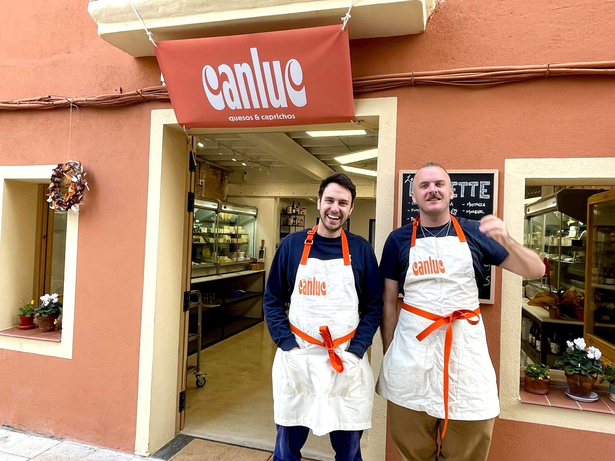 La nueva quesería del Poblenou que tiene 10 años de historia y una larga cola de gente en la puerta