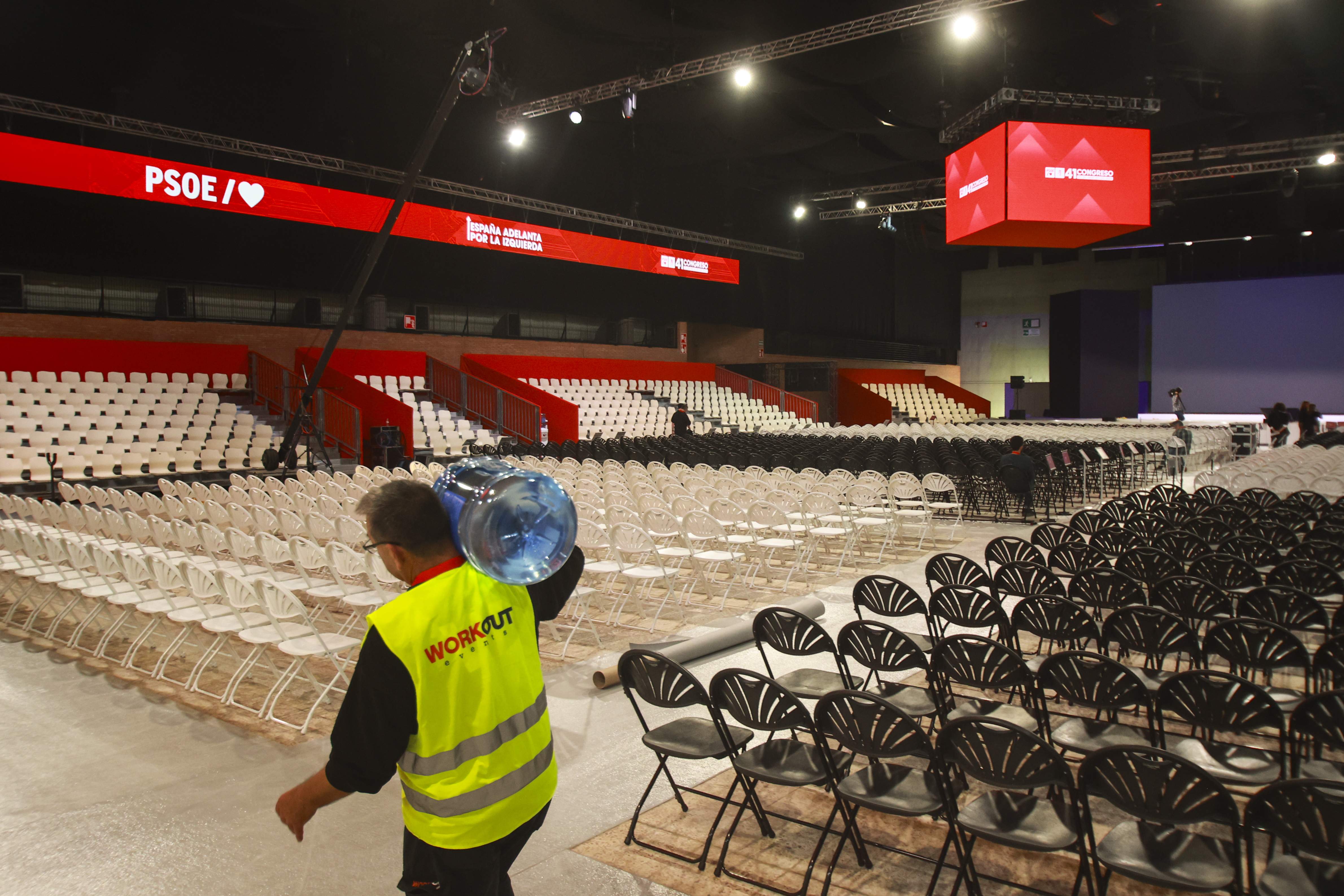 Aldama i els whatsapps de Lobato eclipsen l’arrencada del 41è congrés del PSOE