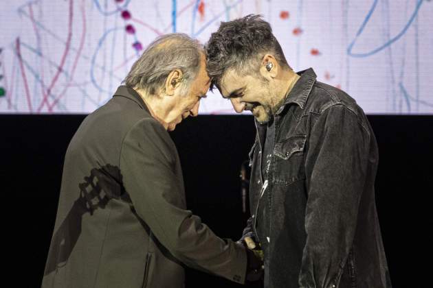 20241129 CONCERT BARCELONA AMB VALENCIA ESTOPA JOAN MANEL SERRAT JUDIT NEDDERMAN 042