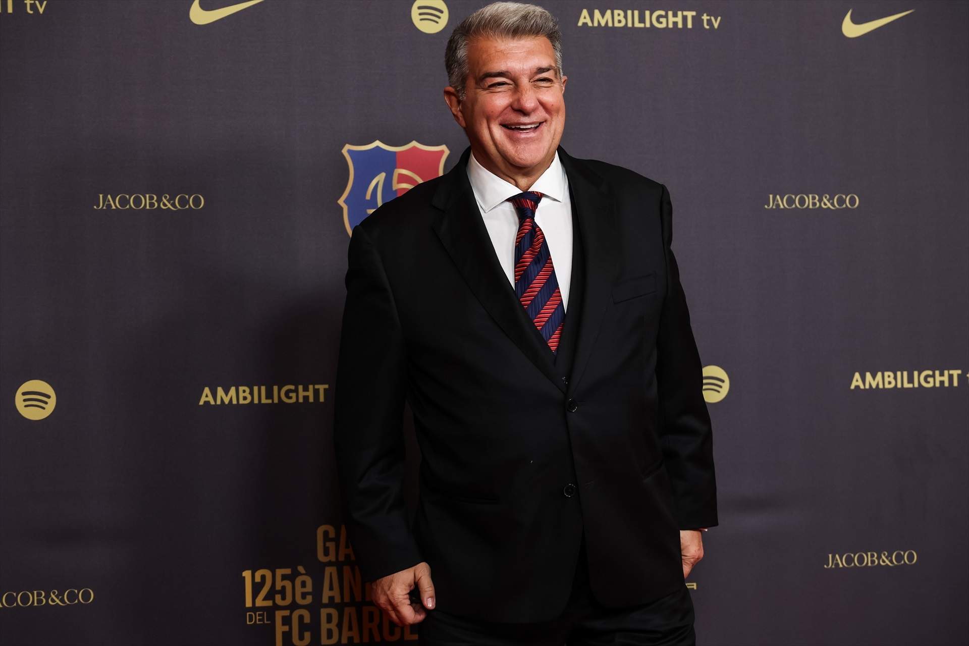 Joan Laporta vol pólvora al gener i es marca dos objectius: una estrella i una ganga