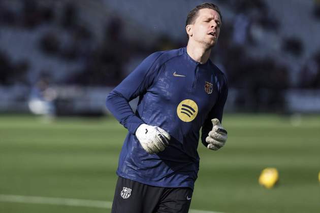 EuropaPress 6377076 wojciech szczesny of fc barcelona gestures during the spanish league lliga