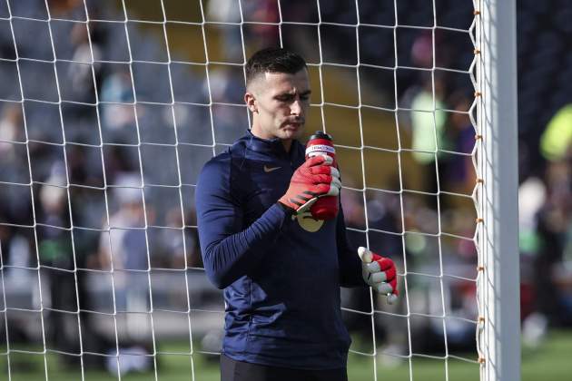 EuropaPress 6377075 inaki pena of fc barcelona gestures during the spanish league liga ea