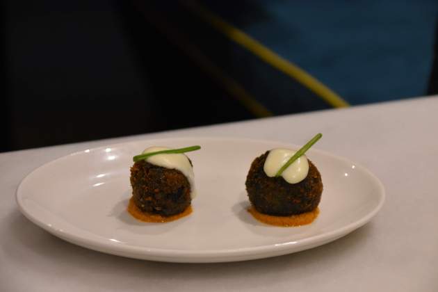 Croquetas en la Bodega Garum / Foto: Jordi Tubella