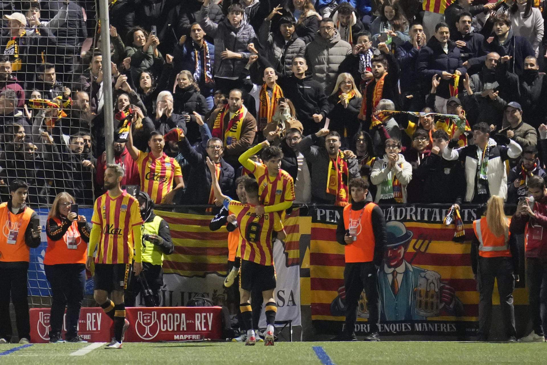 El Sant Andreu cae inmerecidamente ante el Betis (1-3) y se despide de la Copa del Rey con mucho orgullo