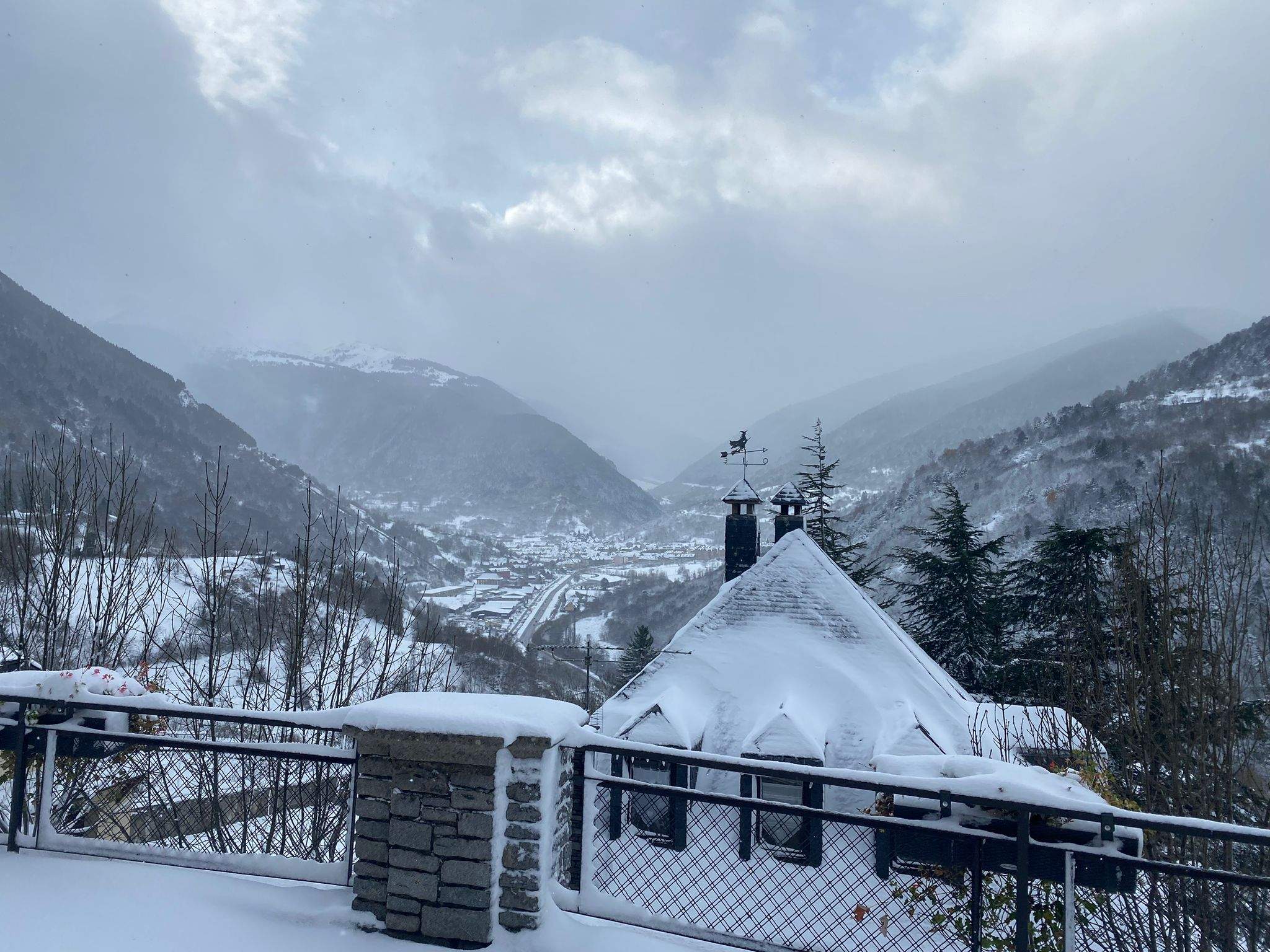 Espectaculares nevadas en el Pirineu catalán: se alargarán este domingo