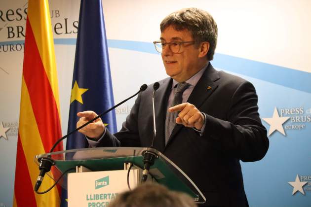 Carles Puigdemont en roda de premsa des de Brussel·les