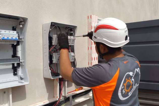 Instaladores. Foto: Servei d'Ocupació de Catalunya