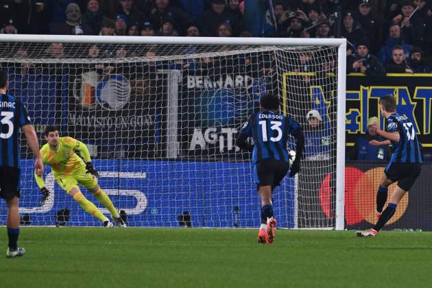 De Ketelaere gol penalti Atalanta Real Madrid / Foto: EFE