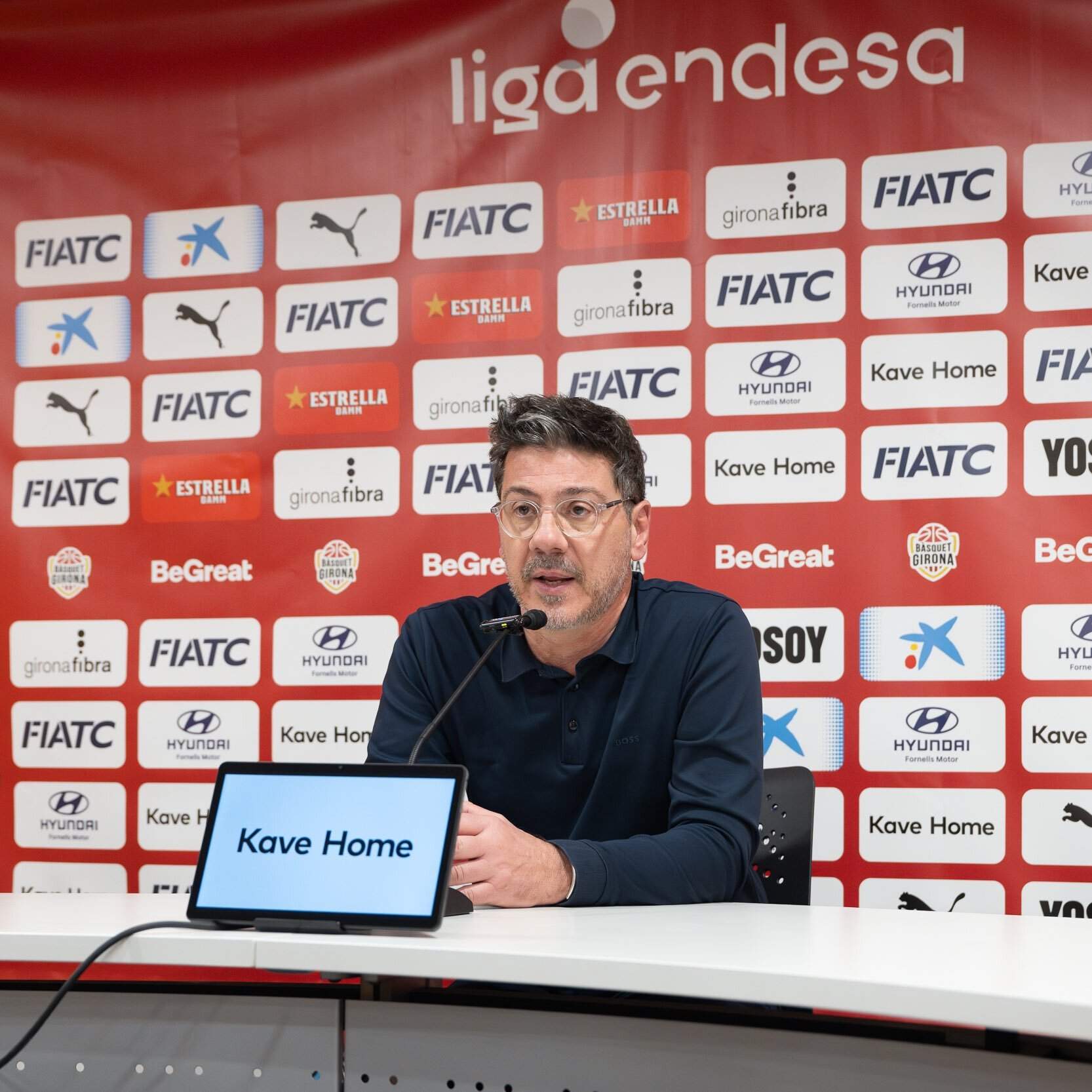 El Bàsquet Girona toca fons i acomiada l'entrenador Fotis Katsikaris