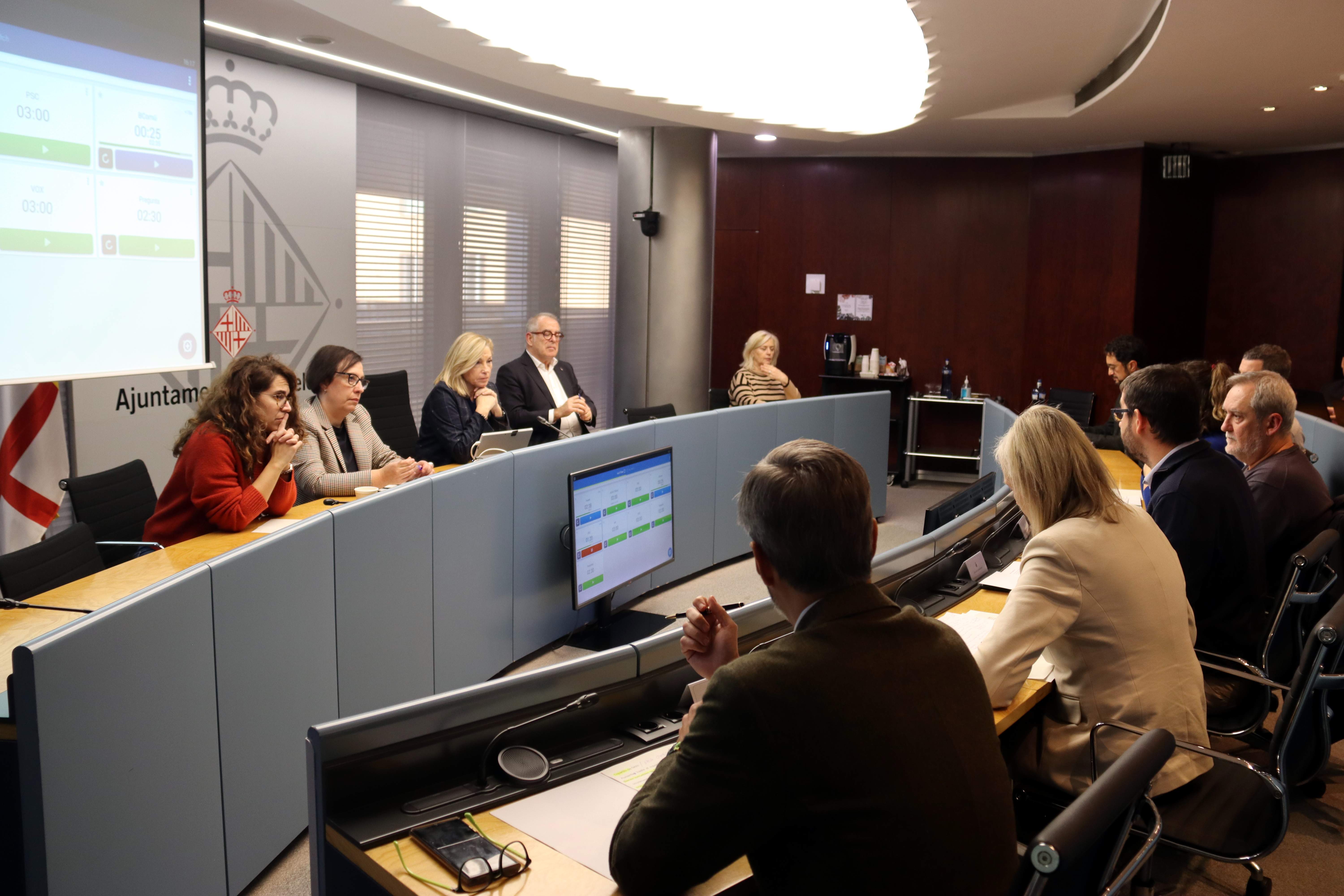 Comunes y ERC trasladan al pleno del viernes la decisión final sobre las ordenanzas fiscales de Collboni