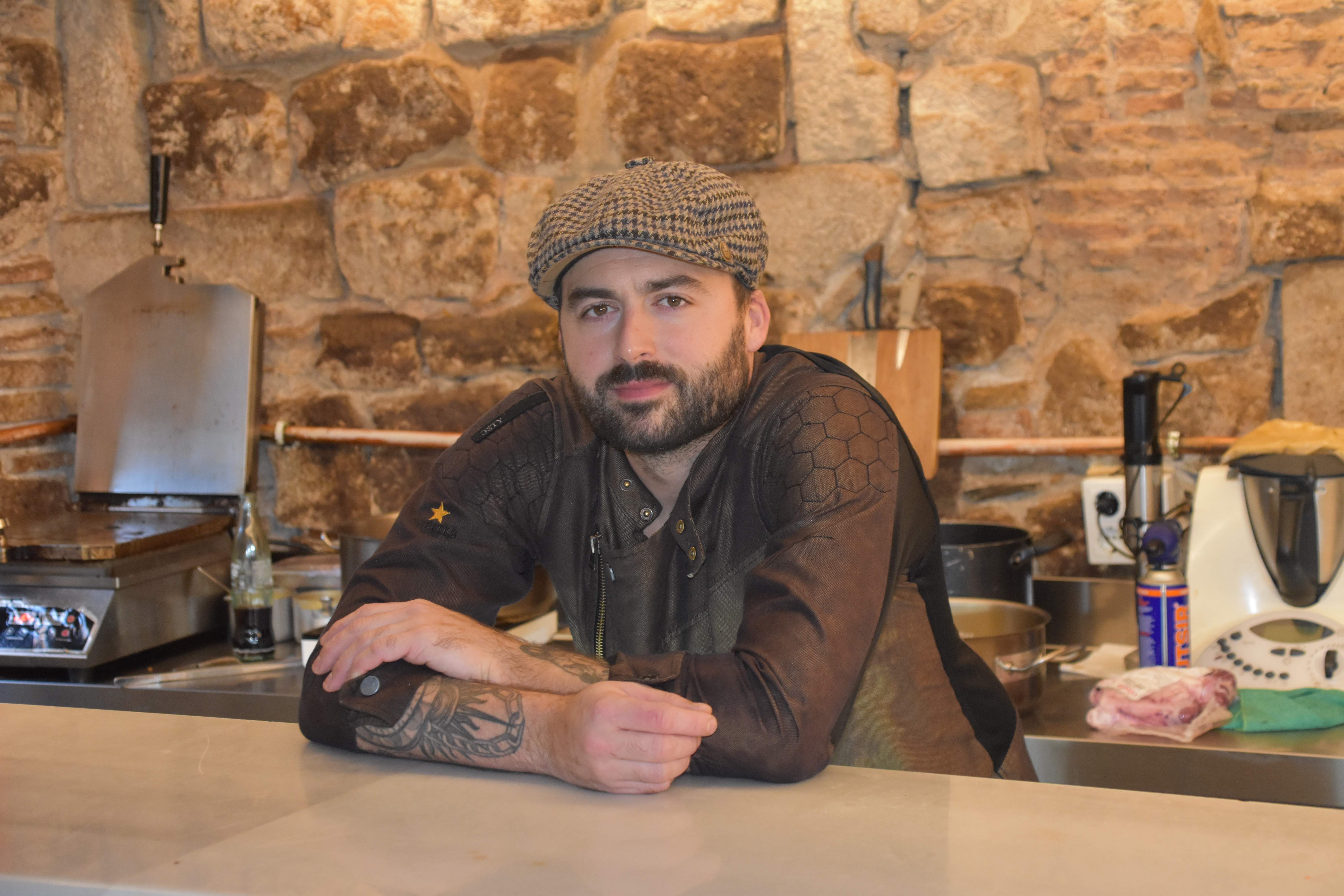 El restaurante escondido en los pies de la Catedral con el mejor menú degustación de Barcelona