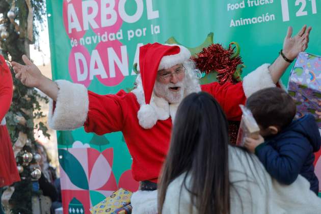 josé andrés padre noel paiporta efe