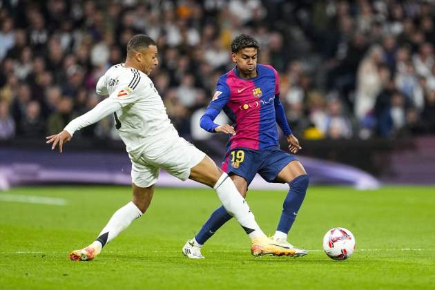 Lamine Yamal i Mbappé durant el passat Reial Madrid - Barça / Foto: Europa Press