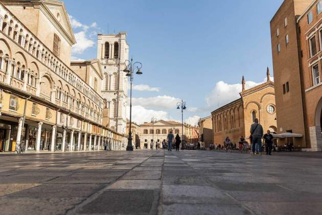 Herrara. Piazza Trento. Fuente Oficina Comunal de Turismo (1)