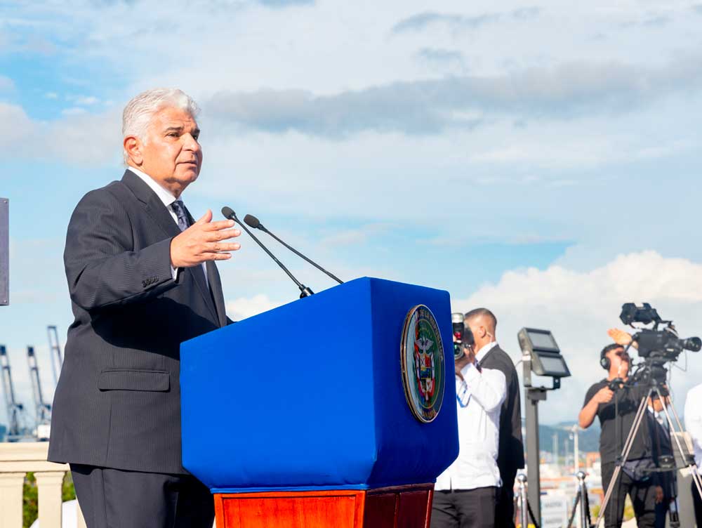 Presidente de Panamá, José Raúl Mulino (Canal de Panamá)