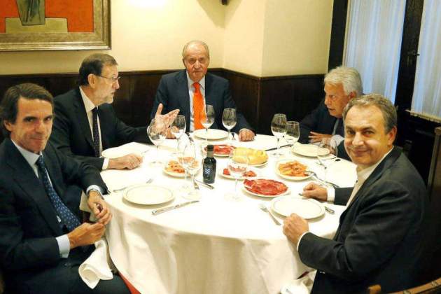 Juan Carlos I en Casa Lucio con los presidentes