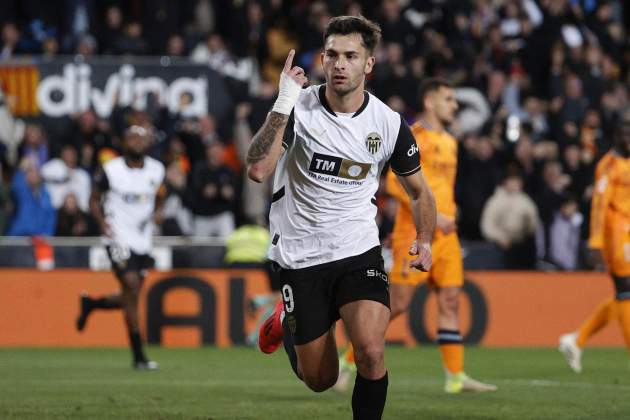 Hugo Duro gol Valencia Real Madrid / Foto: EFE