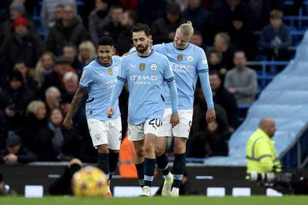 Erling Haaland gol Manchester City Savinho / Foto: EFE