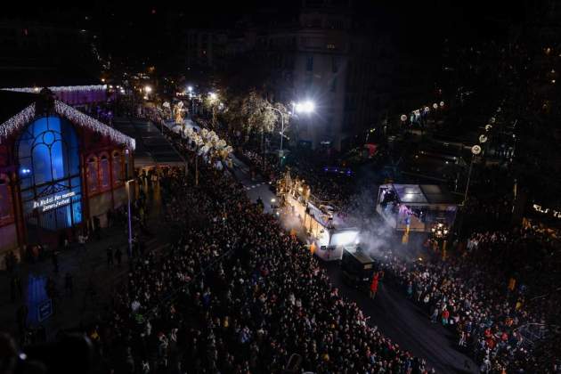 cabalgata reyes 2025 barcelona