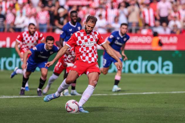 Cristhian Stuani penalti Athletic Club / Foto: Europa Press