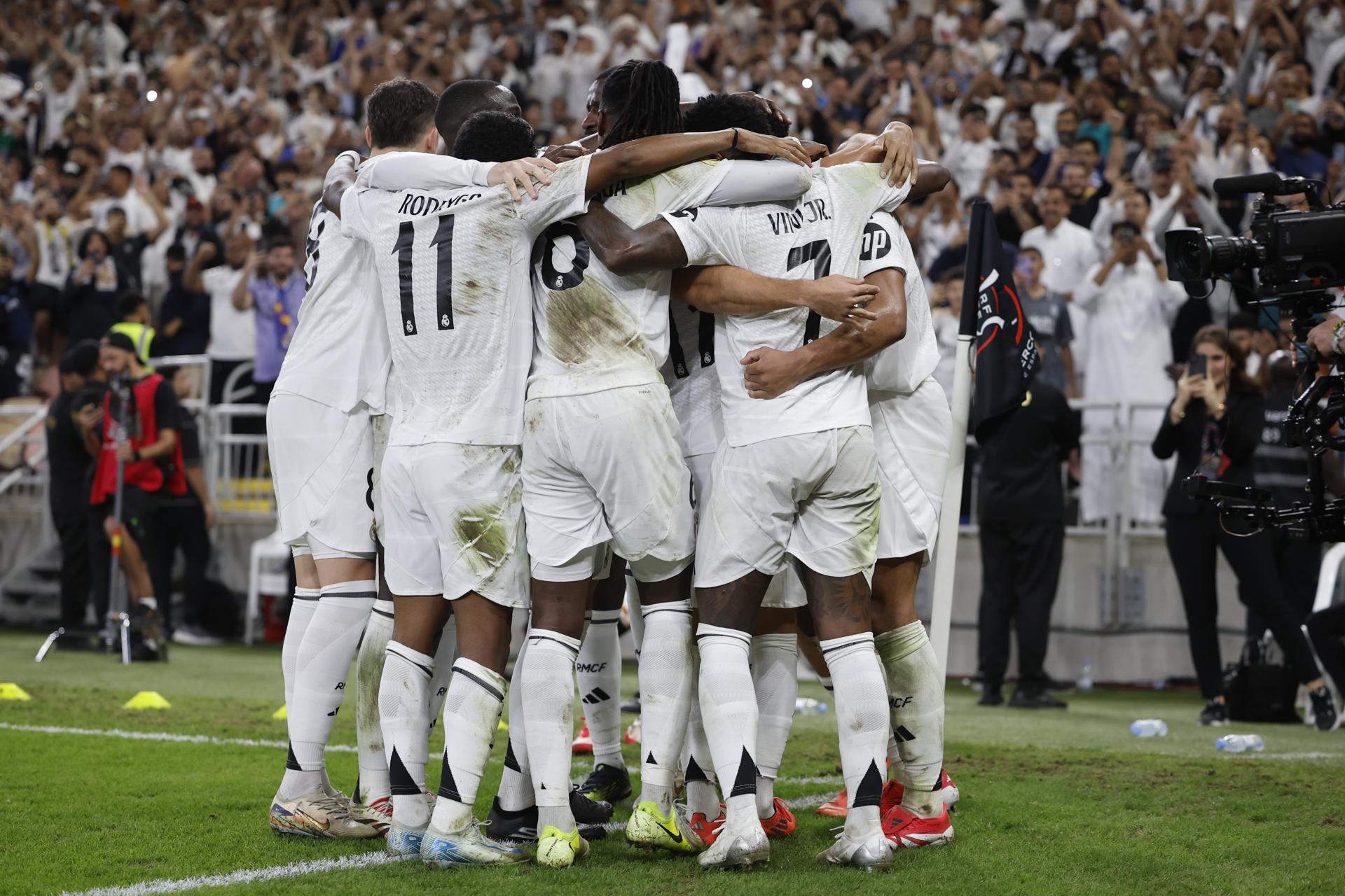 Un Reial Madrid seriós no falla contra el Mallorca (3-0) i hi haurà Clàssic a la final de la Supercopa