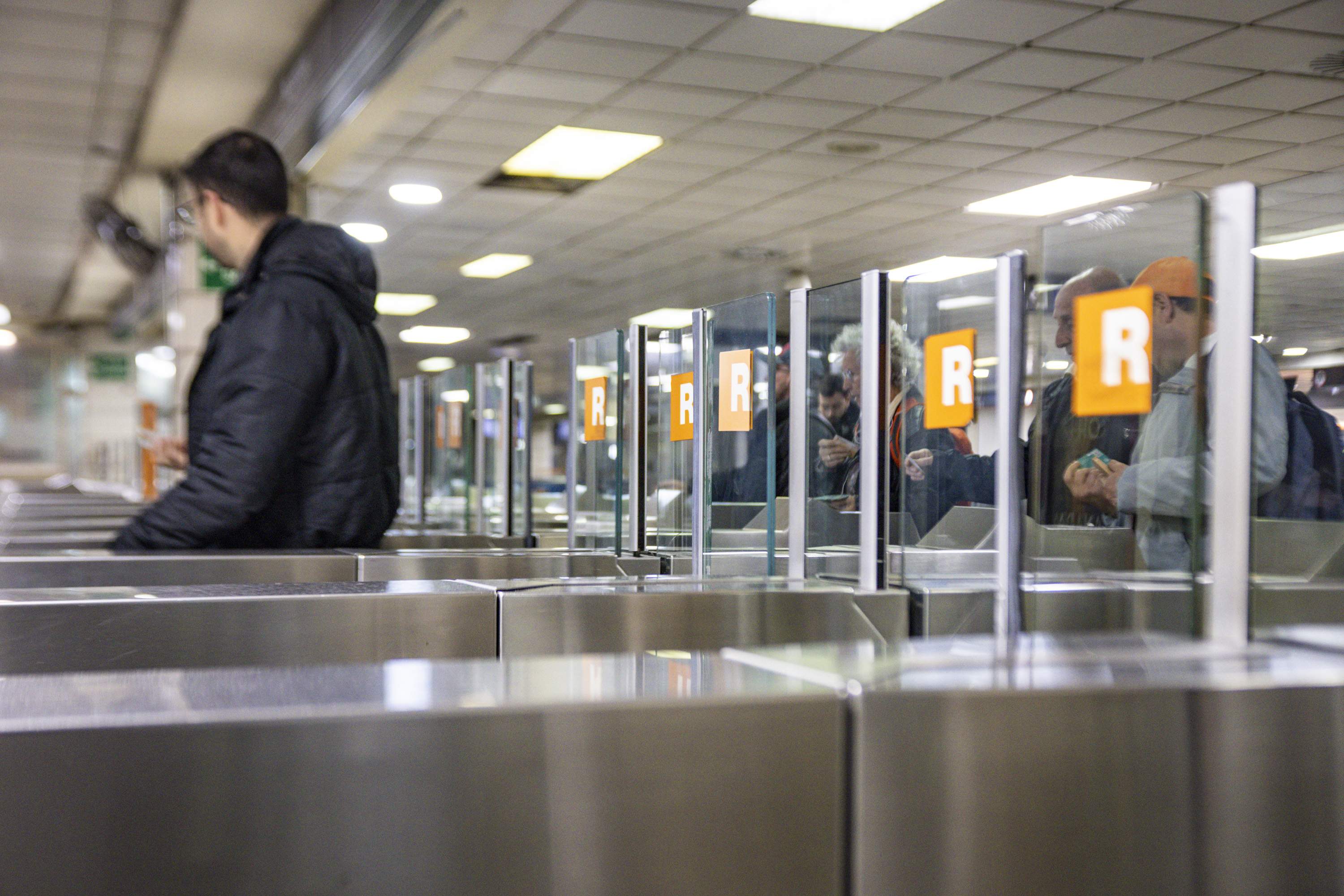 Continuen els problemes a l'R2 Sud i l'R4 pel boicot dels treballadors al traspàs de Rodalies